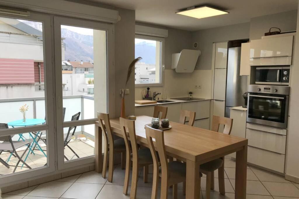 Le Cezanne - Centre Ville, Balcon, Garage Annecy Zewnętrze zdjęcie